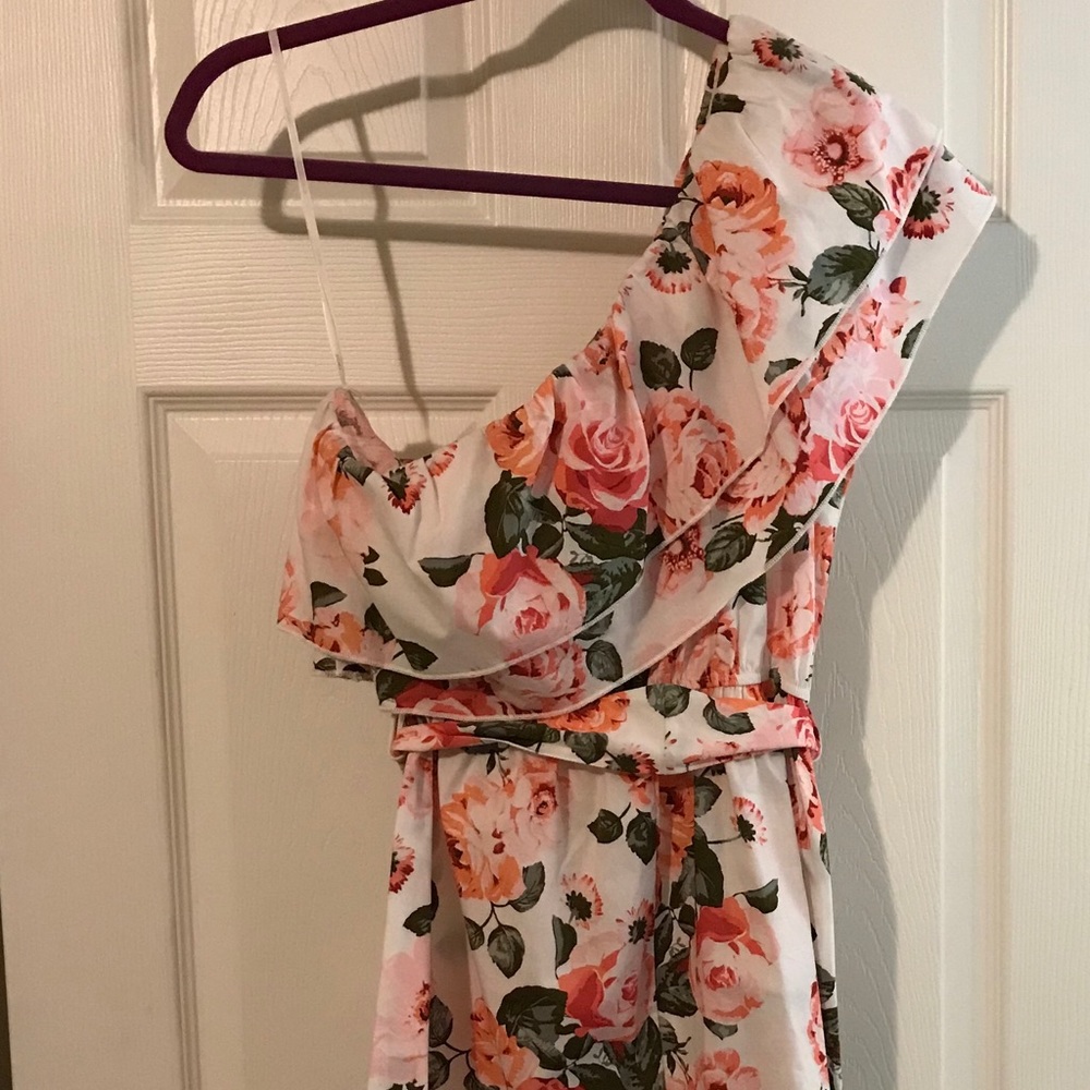 One shoulder floral dress - Picture 3 of 5